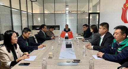 熱烈祝賀 | 中共青島領(lǐng)軍新型建材科技有限公司黨支部正式成立